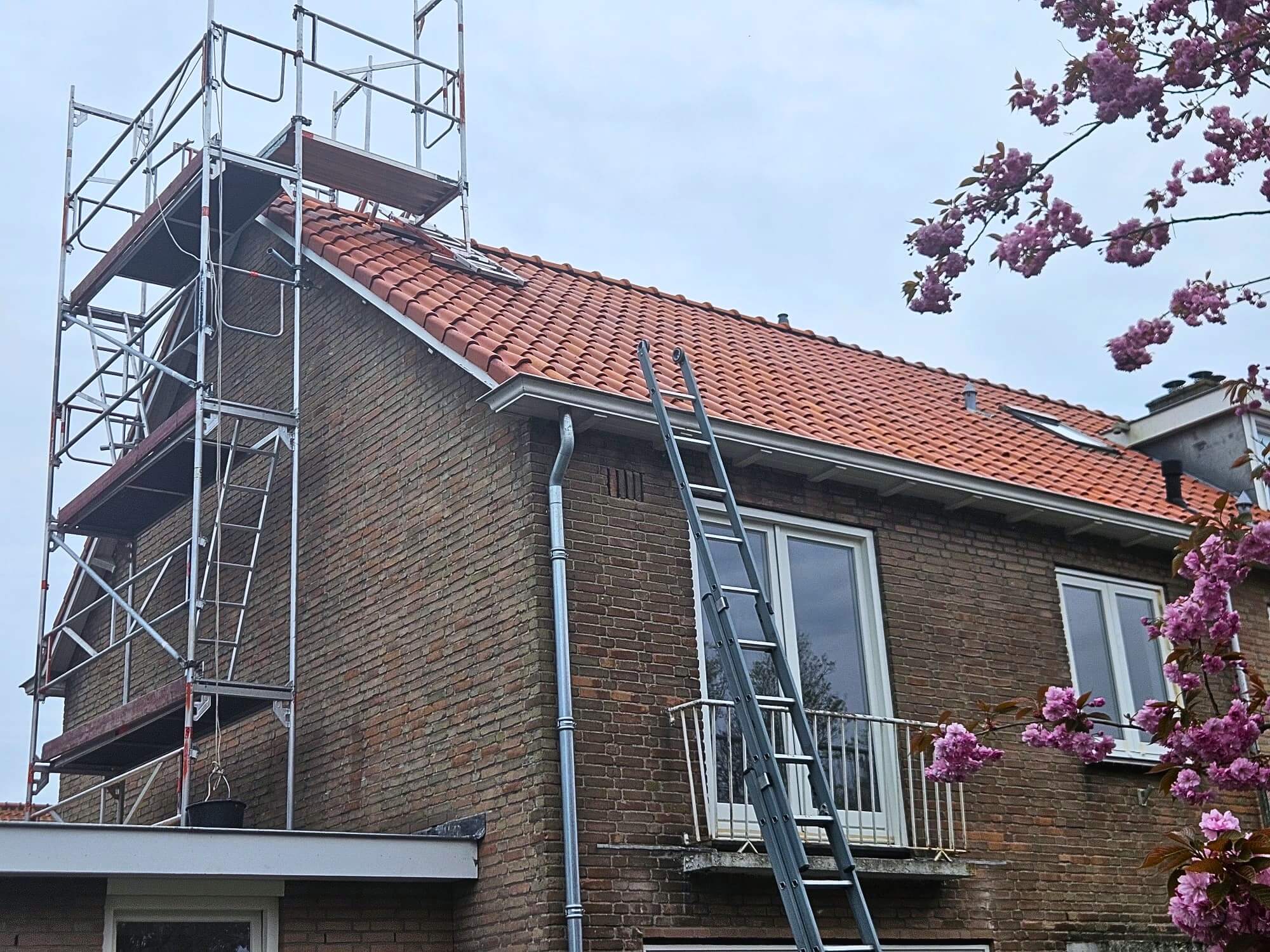 dak dat gereinigd is door Cleaningbuddies